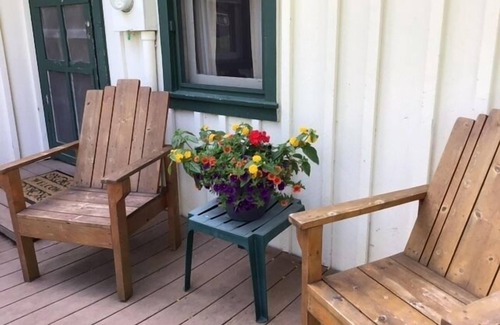 Cedarville Cabina | Cedar Cottage - Les Cheneaux Landing