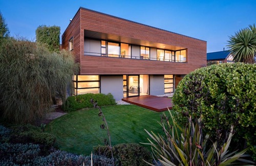 Wanaka Casa | Cedar House by Sotheby's Luxury Rental Homes