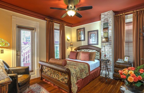 Downtown Historic District Cama Y Desayuno | Cedar House Inn