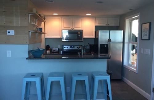 Cedar Island Cabaña | Cedar Island cottage, short walk to beach