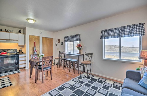 Cody Apartamento | 'cedar Mountain Hideout' By Cody Night Rodeo!