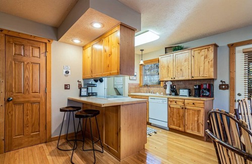 Reeds Spring Cabina | Cedar Ridge Cabin, Stonebridge Village