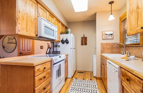 Reeds Spring Cabina | Cedar Ridge Cabin, Stonebridge Village