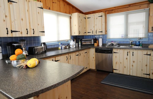 Kawartha Lakes Cabaña | The Cedardale @ #BalsamLake con casa de invitados.