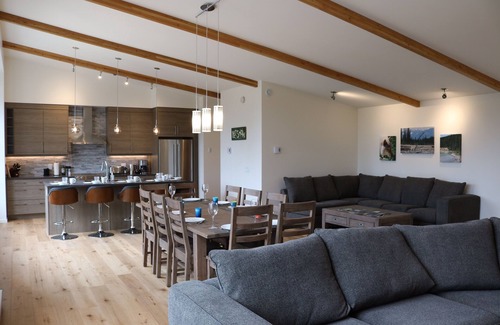 Golden Casa | Ski in Ski Out - Casa adosada de 4 habitaciones / 3. 5 baños en Kicking Horse Mountain Resort