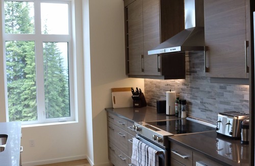 Golden Casa | Ski in Ski Out - Casa adosada de 4 habitaciones / 3. 5 baños en Kicking Horse Mountain Resort