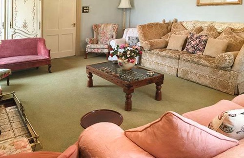 Whitchurch Casa | Cedars House