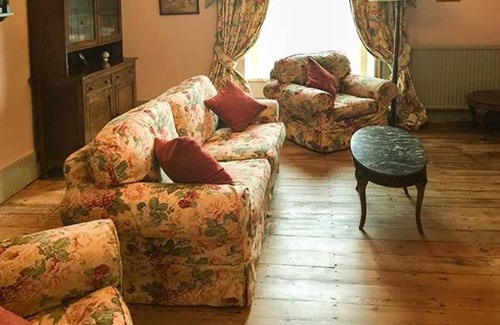 Whitchurch Casa | Cedars House