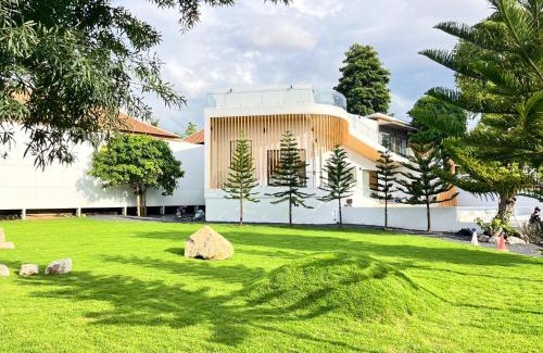 Chaweng City Center Hotel | Celine House by Craft Village