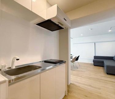 Hiroshima City Centre Apartamento | Celine Kanayama by b hotel - Vibrant 1BR Downtown Shopping & Dining Nearby 11