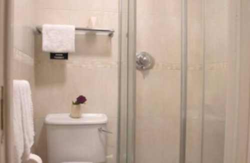 City Centre Dublin Casa | Celtic Lodge Guesthouse - Restaurant & Bar