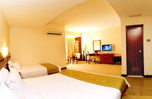 Luyang Hotel | Celyn Hotel City Mall