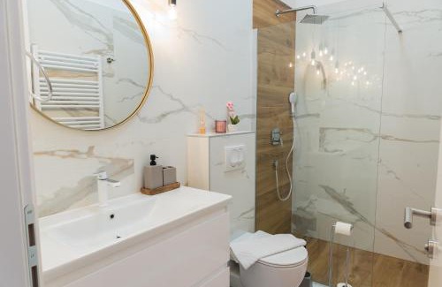 Split Apartamento | Center De Lux Studios “ Zara “
