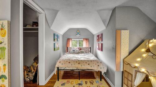 Rochester Casa | Center to all of Rochester's entertainment - 5 bedroom home