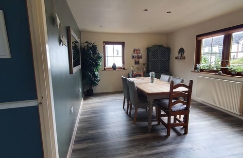 The Hebrides Casa | Central 1 bedroom property located on NC500, large private garden, pet friendly!