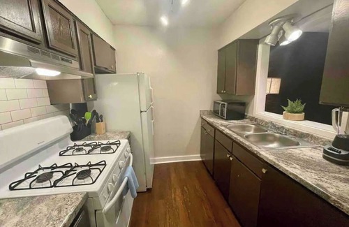 Parker Lane Apartamento | *Central 2-bedroom* 5mi from downtown w/ patio MC