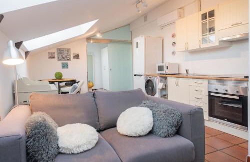 Sol Apartamento | Central and bright temporal penthouse Madrid center MYR137C