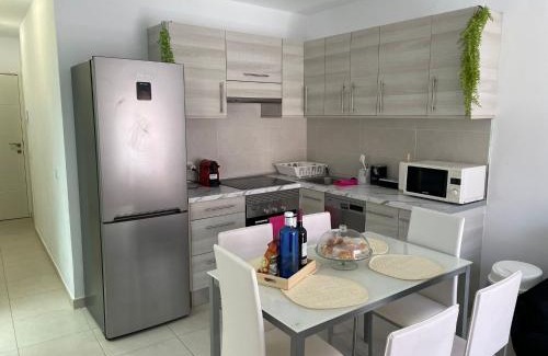 San Isidro Apartamento | Central and Close to the airport