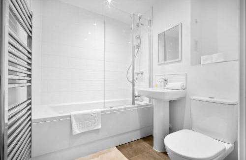 Bordesley Apartamento | Central Apartment - Gated Access - Secure Parking 16SL
