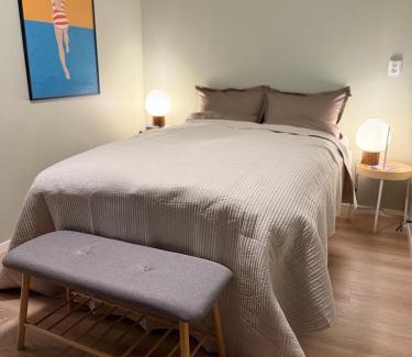 Tromso Apartamento | Central Apartment in Down Town Aurora villa