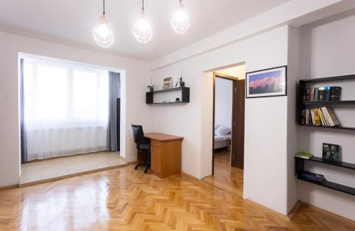Tirgu Mures Apartamento | Central Apartment Targu Mures