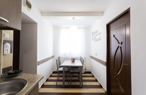 Tirgu Mures Apartamento | Central Apartment Targu Mures