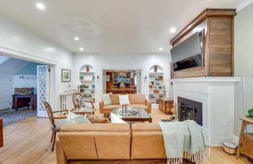 Boise Casa | Central Boise Mansion Close to Dtwn, River and BSU!