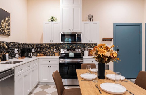 Downtown Apartamento | Central Bryan Modern Escape