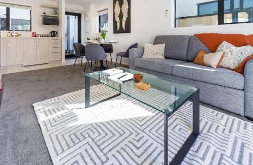 Christchurch City Centre Apartamento | Central City Awaits 2 bed 2 bath