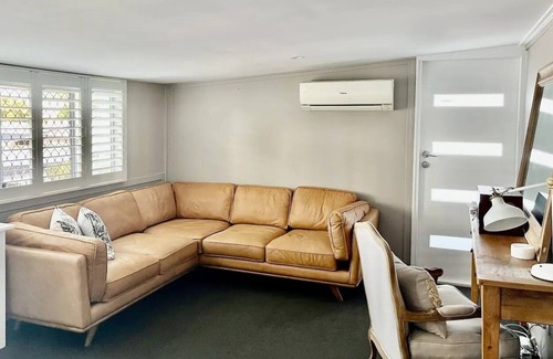 Miami Casa | Central coastal home Miami/Nobby Beach