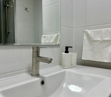 Los Angeles Apartamento | Central depto 2 dormitorios en distrito Icono