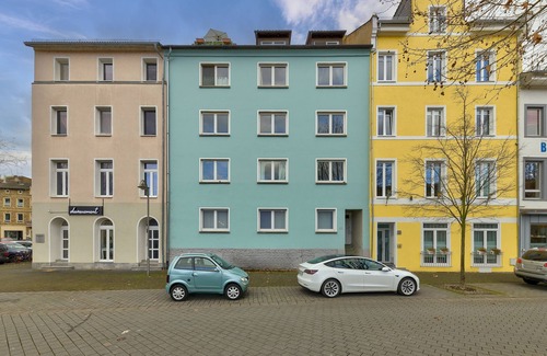 Mainz-Bingen Apartamento | Central design apartment near the shore - 105 sqm - Parking - Kitchen - Netflix