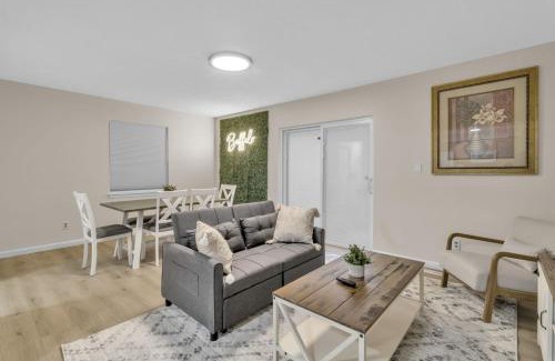 Willert Park Casa | Central Downtown Living