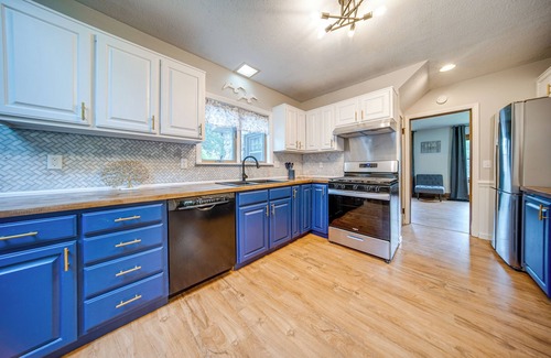 Erie Casa | Central Erie Vacation Rental ~ 2 Mi to Beach!