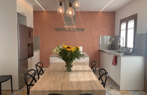 Figueres Casa | Casa cèntrica!! ideal per a famílies. Amb parking