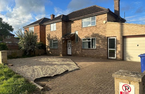 Kidlington Casa | Central Kidlington House