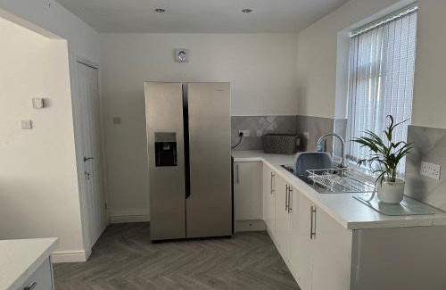 Beverley Casa | Central located Beverley 3 bedroom house