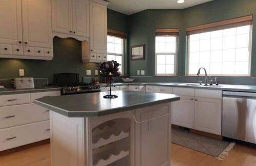 Silver Lake Casa | Central Oregon Outback Treasure