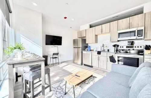 Poplar Apartamento | Central Philly 1Br Apt with Gym