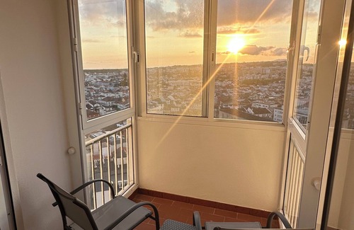 Ponta Delgada Apartamento | Central Ponta Delgada - Ocean and Sunset views from tallest building on island