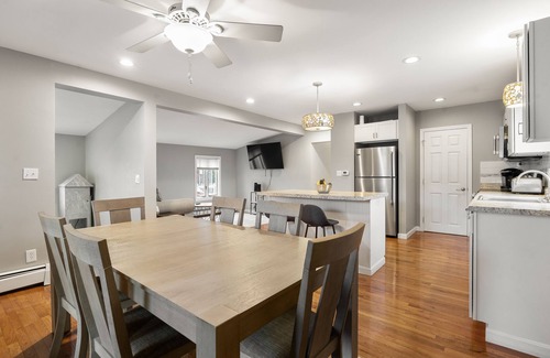 Southern Coast Apartamento | Central Saco Stay Comfort & Style for Your Getaway