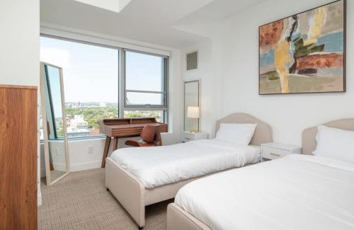 Central Square Apartamento | Central Square 3BR Condo with Downtown View Gym and Parking