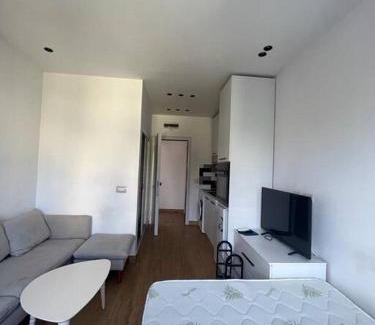 Tirana Apartamento | Central Studio