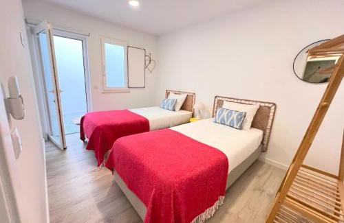 Setubal Apartamento | Central & Sunny Apt 10m to Beach, By TimeCooler