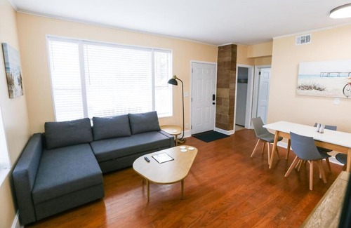 Jacksonville Beach Apartamento | Centrally Located Efficiency One Mile to the Beach!