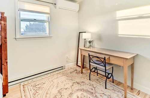 Brodheadsville Casa | Centrally Located Pocono Home w/ Deck & Patio