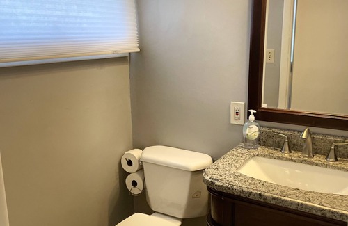 Prospect Casa | Centrally Located 3BR Single-Level House