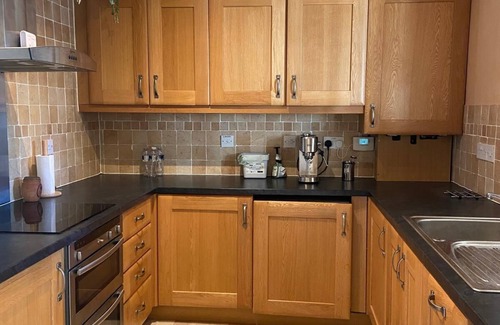 Monmouth Apartamento | Centrally located apartment in Grade II listed former coaching inn with lift