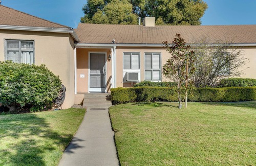 Burbank Apartamento | Centrally Located Burbank Duplex Near Hollywood!