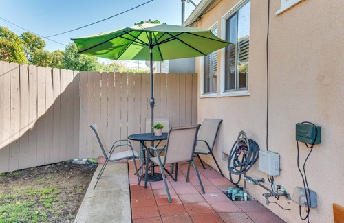 Burbank Apartamento | Centrally Located Burbank Duplex Near Hollywood!
